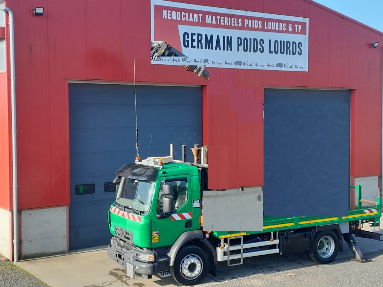 Renault D250 13 t 4x2 Ampliroll Truck - Haakarmsysteem vrachtwagen: afbeelding 2 Renault D250 13 t 4x2 Ampliroll Truck - Haakarmsysteem vrachtwagen: afbeelding 2