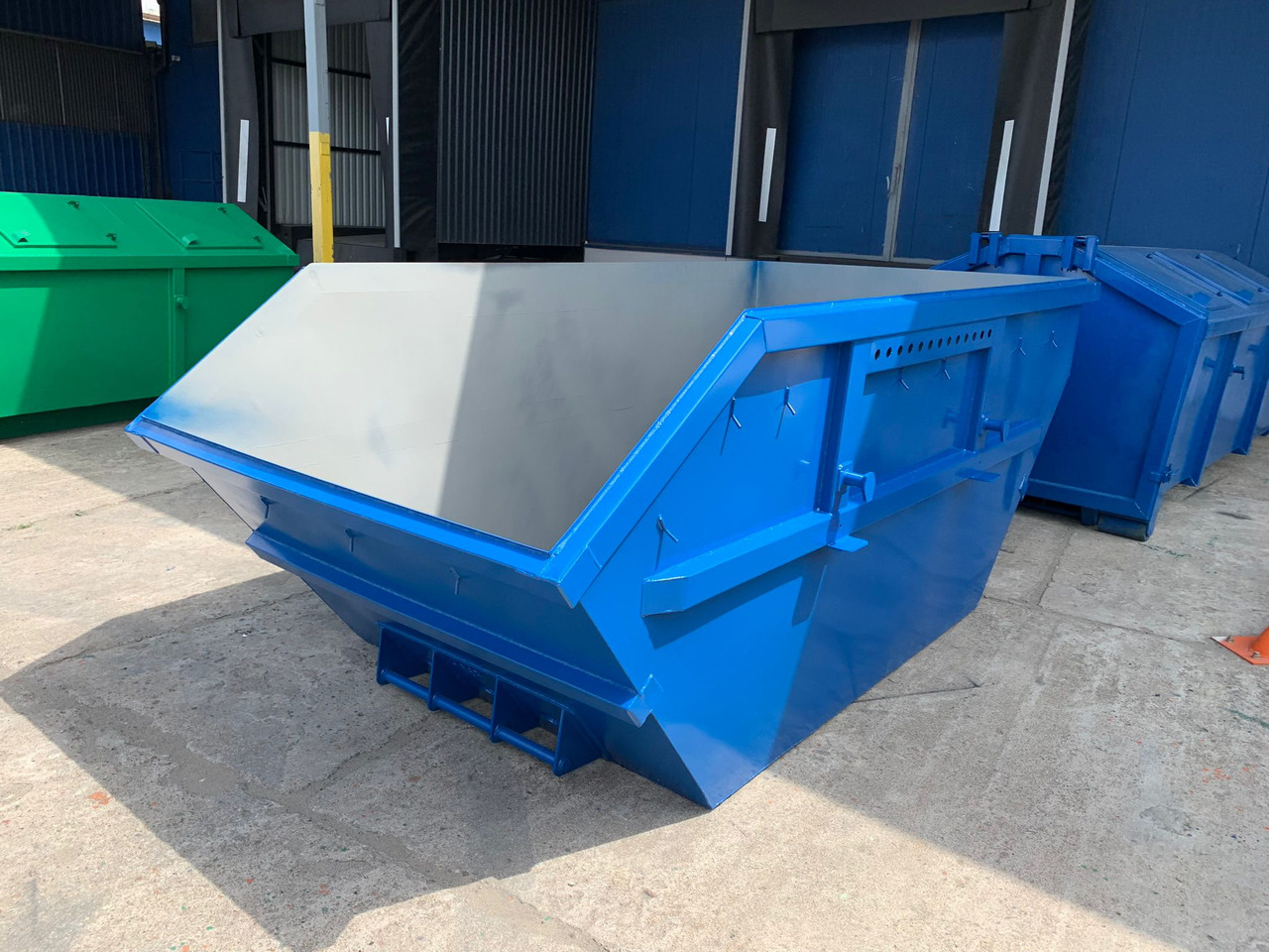 Mulda/Bauschuttcontainer/Absetzmulde/Multicar M1 - Portaalcontainer: afbeelding 1 Mulda/Bauschuttcontainer/Absetzmulde/Multicar M1 - Portaalcontainer: afbeelding 1