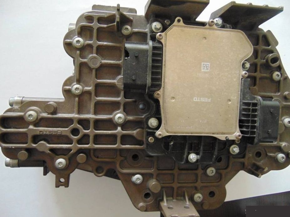 Mercedes-Benz Naprawa sterownik skrzyni biegów Mercedes Actros mp4 WABCO Naprawa sterownik skrzyni biegów Mercedes Actros mp4 - ECU voor Vrachtwagen: afbeelding 2 Mercedes-Benz Naprawa sterownik skrzyni biegów Mercedes Actros mp4 WABCO Naprawa sterownik skrzyni biegów Mercedes Actros mp4 - ECU voor Vrachtwagen: afbeelding 2