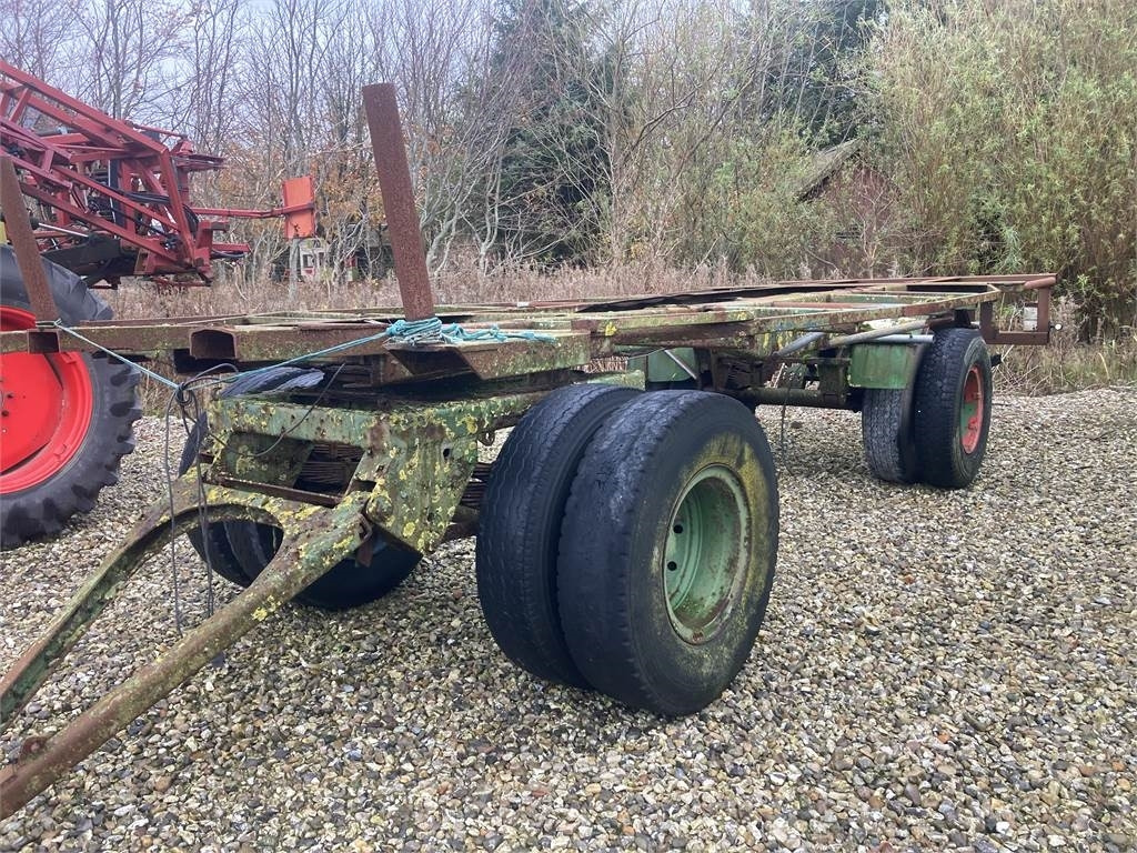 12 BIGBALLER - Landbouwaanhanger: afbeelding 1 12 BIGBALLER - Landbouwaanhanger: afbeelding 1
