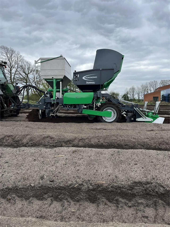Agronomic 2RMP - Aardappelpootmachine: afbeelding 1 Agronomic 2RMP - Aardappelpootmachine: afbeelding 1
