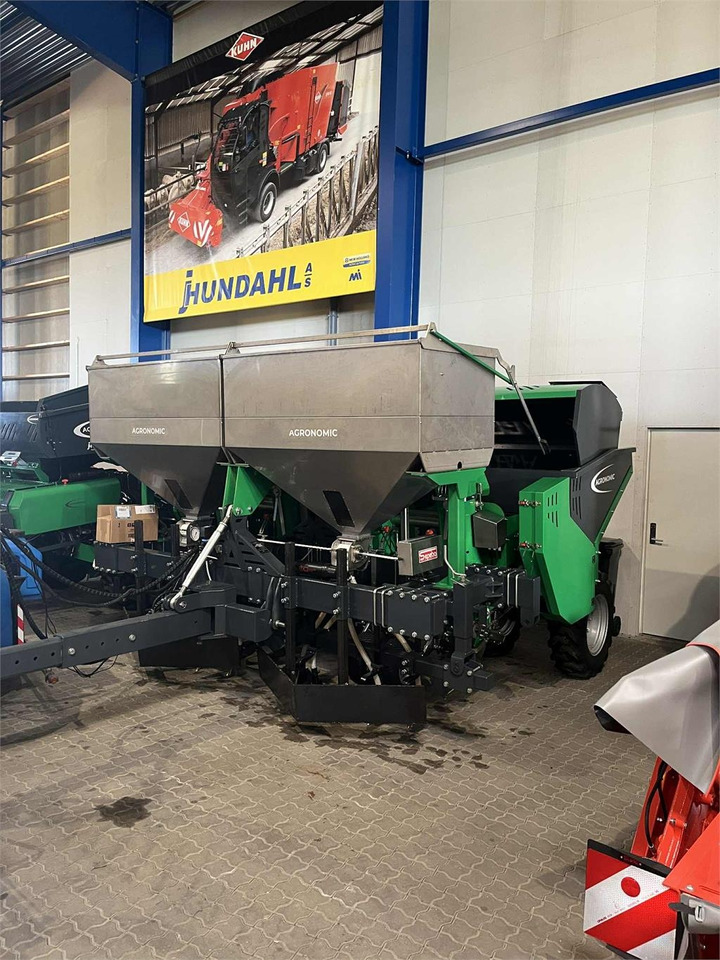 Agronomic 4RBSS - Aardappelpootmachine: afbeelding 1 Agronomic 4RBSS - Aardappelpootmachine: afbeelding 1