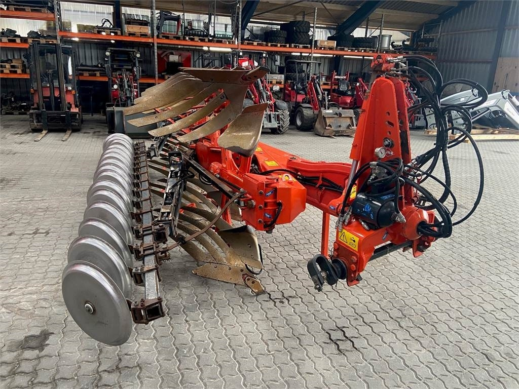 Kuhn VARI-MASTER 153 4+1 - Ploeg: afbeelding 2 Kuhn VARI-MASTER 153 4+1 - Ploeg: afbeelding 2