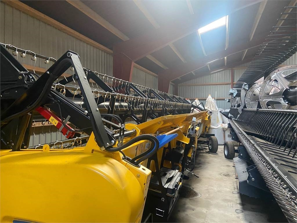 New Holland CR9.90 ST.V EU AMEA - Maaidorser: afbeelding 4 New Holland CR9.90 ST.V EU AMEA - Maaidorser: afbeelding 4