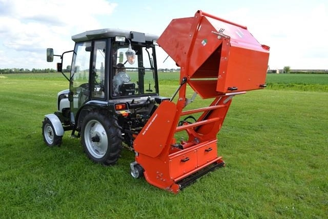 - - - boxer - Aanbouwdeel voor Gemeentelijke tractor: afbeelding 1 - - - boxer - Aanbouwdeel voor Gemeentelijke tractor: afbeelding 1