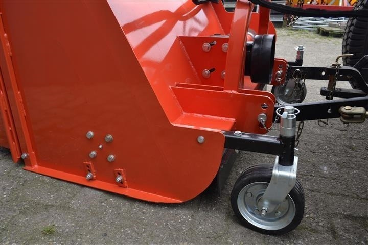 - - - boxer - Aanbouwdeel voor Gemeentelijke tractor: afbeelding 4 - - - boxer - Aanbouwdeel voor Gemeentelijke tractor: afbeelding 4