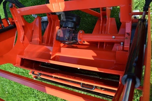 - - - boxer - Aanbouwdeel voor Gemeentelijke tractor: afbeelding 4 - - - boxer - Aanbouwdeel voor Gemeentelijke tractor: afbeelding 4