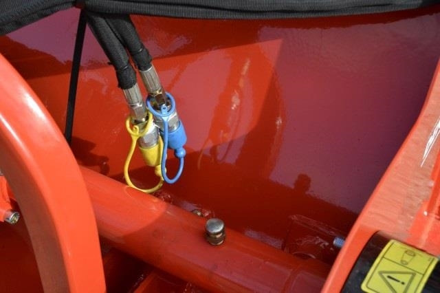 - - - boxer - Aanbouwdeel voor Gemeentelijke tractor: afbeelding 3 - - - boxer - Aanbouwdeel voor Gemeentelijke tractor: afbeelding 3
