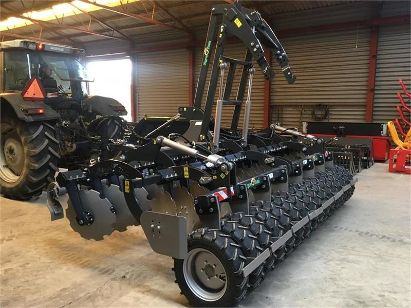Agro - TOM 4 m. bugseret med slæbeplanke - Schijveneg: afbeelding 4 Agro - TOM 4 m. bugseret med slæbeplanke - Schijveneg: afbeelding 4
