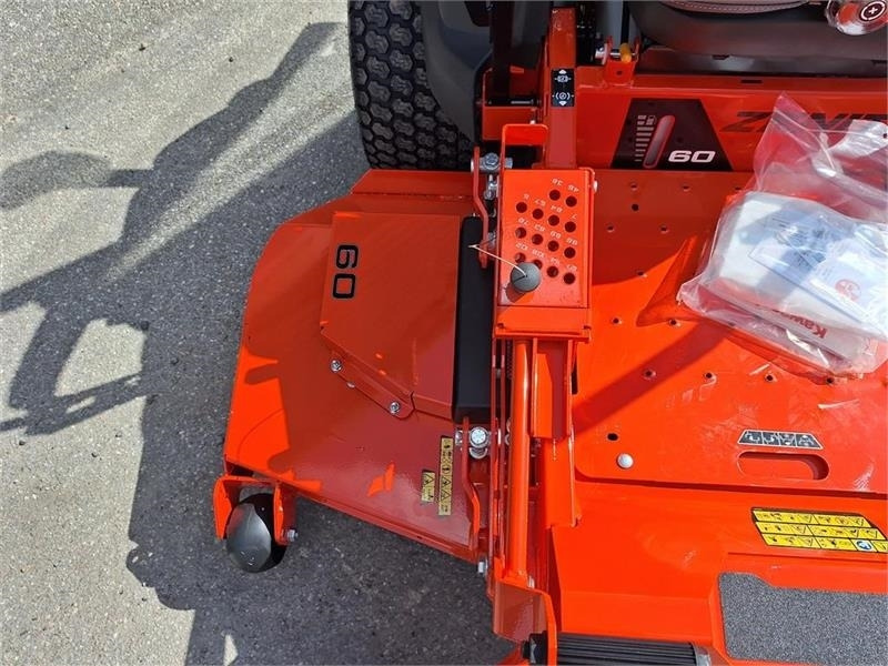 Ariens Zenith 60" (152 cm Klippe bredde) - Gemeentelijke tractor: afbeelding 4 Ariens Zenith 60" (152 cm Klippe bredde) - Gemeentelijke tractor: afbeelding 4