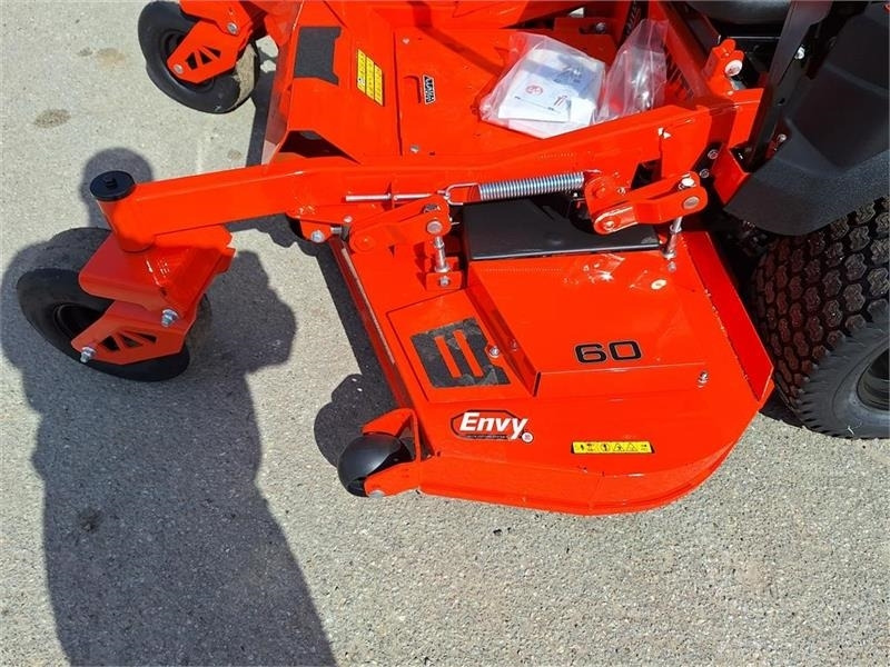 Ariens Zenith 60" (152 cm Klippe bredde) - Gemeentelijke tractor: afbeelding 5 Ariens Zenith 60" (152 cm Klippe bredde) - Gemeentelijke tractor: afbeelding 5