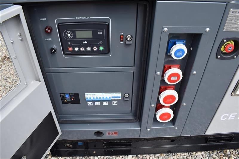 - - - Baudouin 17 kVa - Industrie generator: afbeelding 5 - - - Baudouin 17 kVa - Industrie generator: afbeelding 5