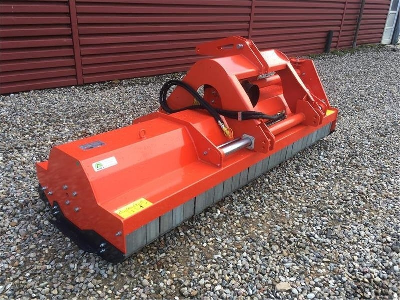 Boxer Boxer AG 2800 front og bagmonteret - Klepelmaaier: afbeelding 2 Boxer Boxer AG 2800 front og bagmonteret - Klepelmaaier: afbeelding 2