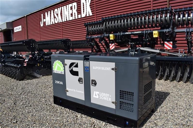 - - - Cummins 25kva - Industrie generator: afbeelding 1 - - - Cummins 25kva - Industrie generator: afbeelding 1