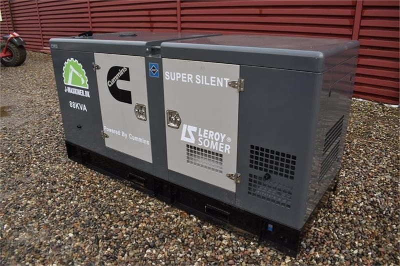 Cummins 88 KvA - Industrie generator: afbeelding 1 Cummins 88 KvA - Industrie generator: afbeelding 1
