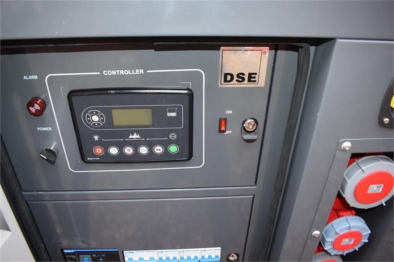 Industrie generator Cummins 88 KvA: afbeelding 6
