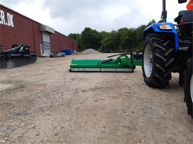 Dk-Tec slagleklipper 240 svær model - Maaimachine: afbeelding 2 Dk-Tec slagleklipper 240 svær model - Maaimachine: afbeelding 2
