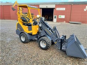Eurotrac W11 - Kniklader: afbeelding 1 Eurotrac W11 - Kniklader: afbeelding 1