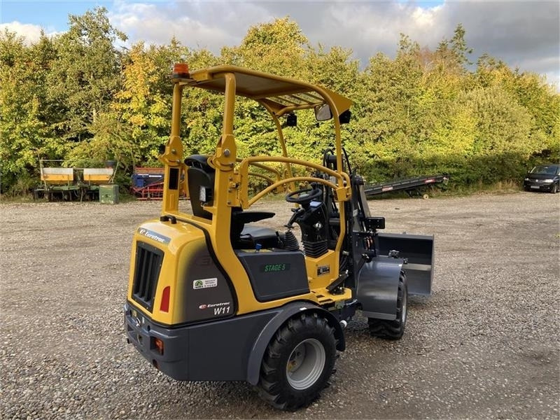 Eurotrac W11 med lang arm, skovl og gafler - Kniklader: afbeelding 3 Eurotrac W11 med lang arm, skovl og gafler - Kniklader: afbeelding 3