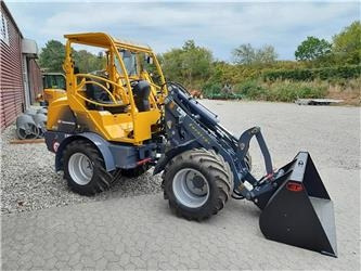 Eurotrac W12 F XL - Kniklader: afbeelding 1 Eurotrac W12 F XL - Kniklader: afbeelding 1