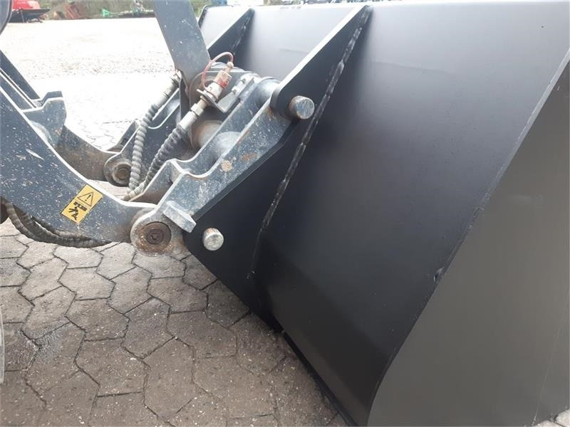 Eurotrac skovl - Voorladerbak voor Bouwmachine: afbeelding 5 Eurotrac skovl - Voorladerbak voor Bouwmachine: afbeelding 5