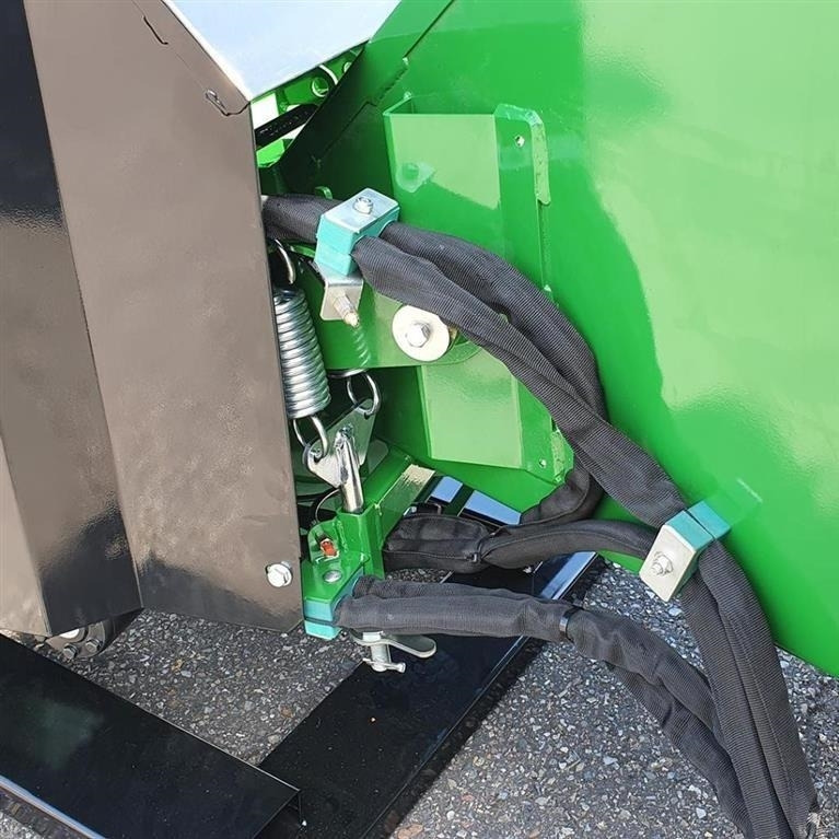 - - - FLISHUGGER TIL TRAKTOR KAPACITET OP TIL Ø250 - Houtversnipperaar: afbeelding 4 - - - FLISHUGGER TIL TRAKTOR KAPACITET OP TIL Ø250 - Houtversnipperaar: afbeelding 4