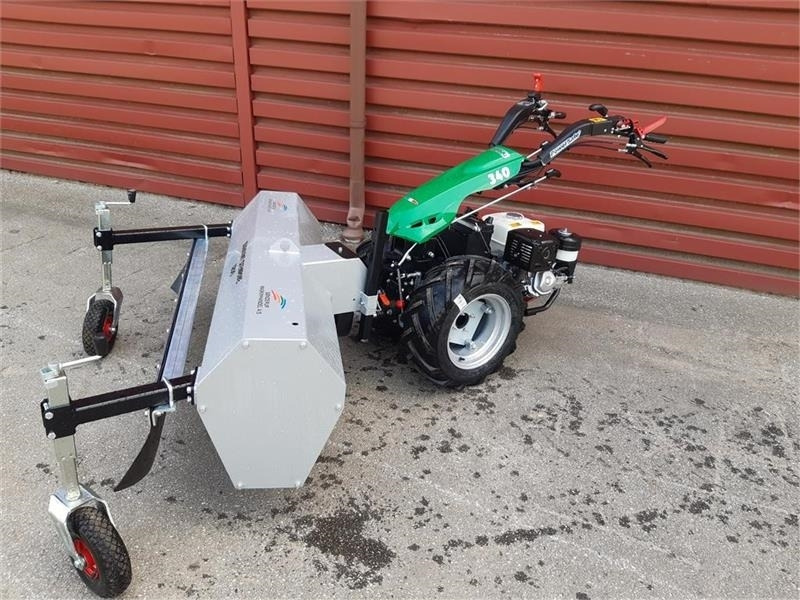 Ferrari 340 el-start stenrive - Gemeentelijke tractor: afbeelding 2 Ferrari 340 el-start stenrive - Gemeentelijke tractor: afbeelding 2