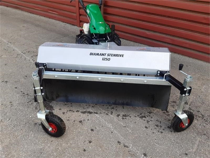 Ferrari 340 el-start stenrive - Gemeentelijke tractor: afbeelding 4 Ferrari 340 el-start stenrive - Gemeentelijke tractor: afbeelding 4