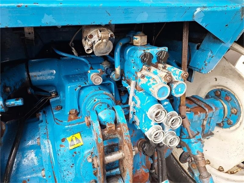 Ford 7610 - Tractor: afbeelding 4 Ford 7610 - Tractor: afbeelding 4