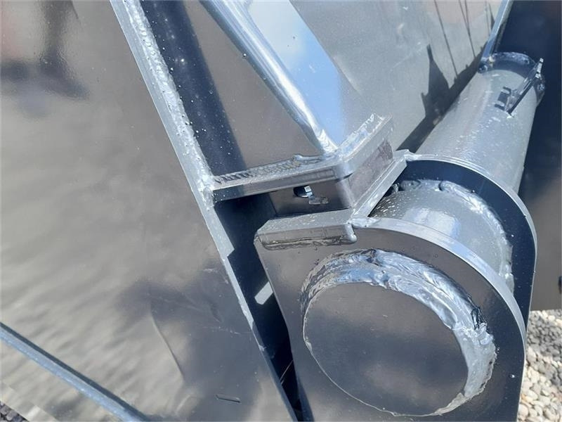 Inter-Tech Højtipskovl 3 kb3 INTER TECH 2,60m - Voorladerbak: afbeelding 3 Inter-Tech Højtipskovl 3 kb3 INTER TECH 2,60m - Voorladerbak: afbeelding 3