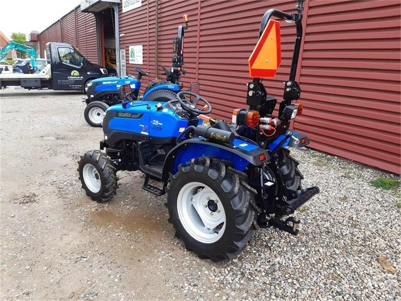 Solis 26 servostyring og brede traktor dæk - Mini tractor: afbeelding 2 Solis 26 servostyring og brede traktor dæk - Mini tractor: afbeelding 2