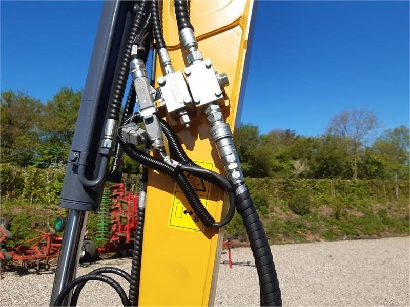 XCMG xe27e med rototilt - Minigraafmachine: afbeelding 4 XCMG xe27e med rototilt - Minigraafmachine: afbeelding 4