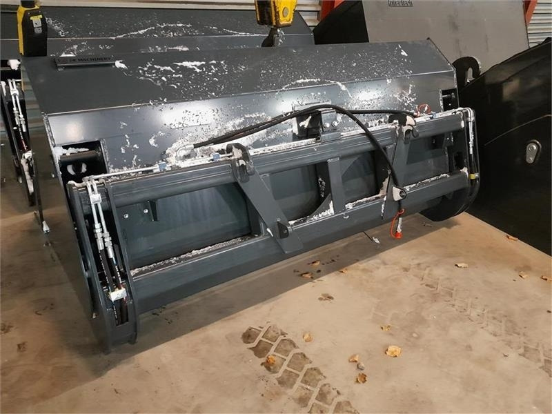 - - - fk machinery - Voorladerbak voor Landbouwmachine: afbeelding 3 - - - fk machinery - Voorladerbak voor Landbouwmachine: afbeelding 3