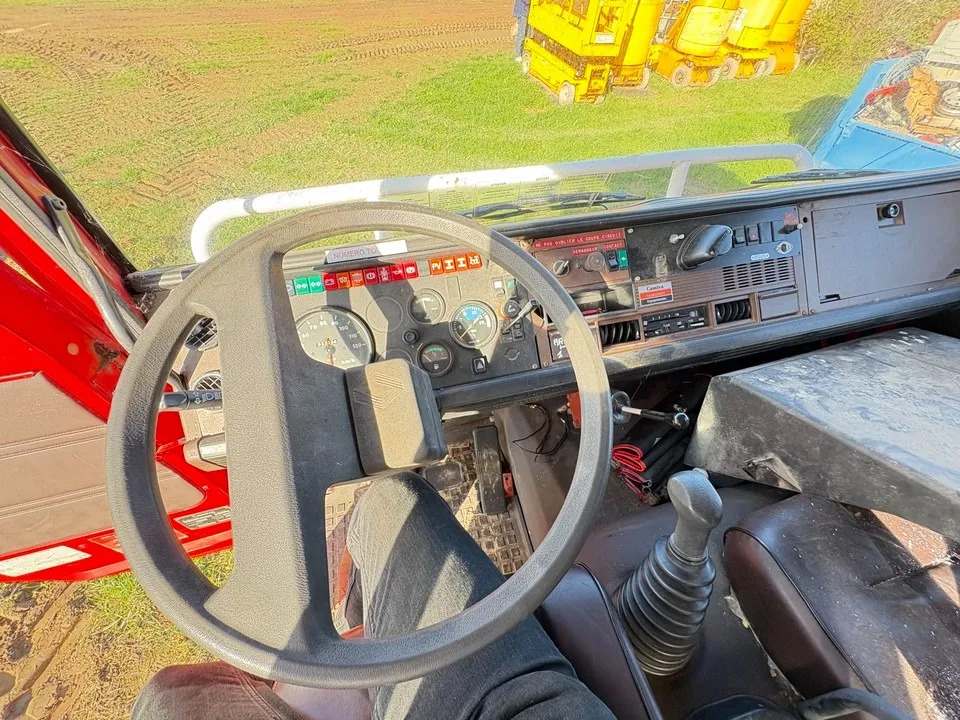 RENAULT - Vrachtwagen: afbeelding 2 RENAULT - Vrachtwagen: afbeelding 2