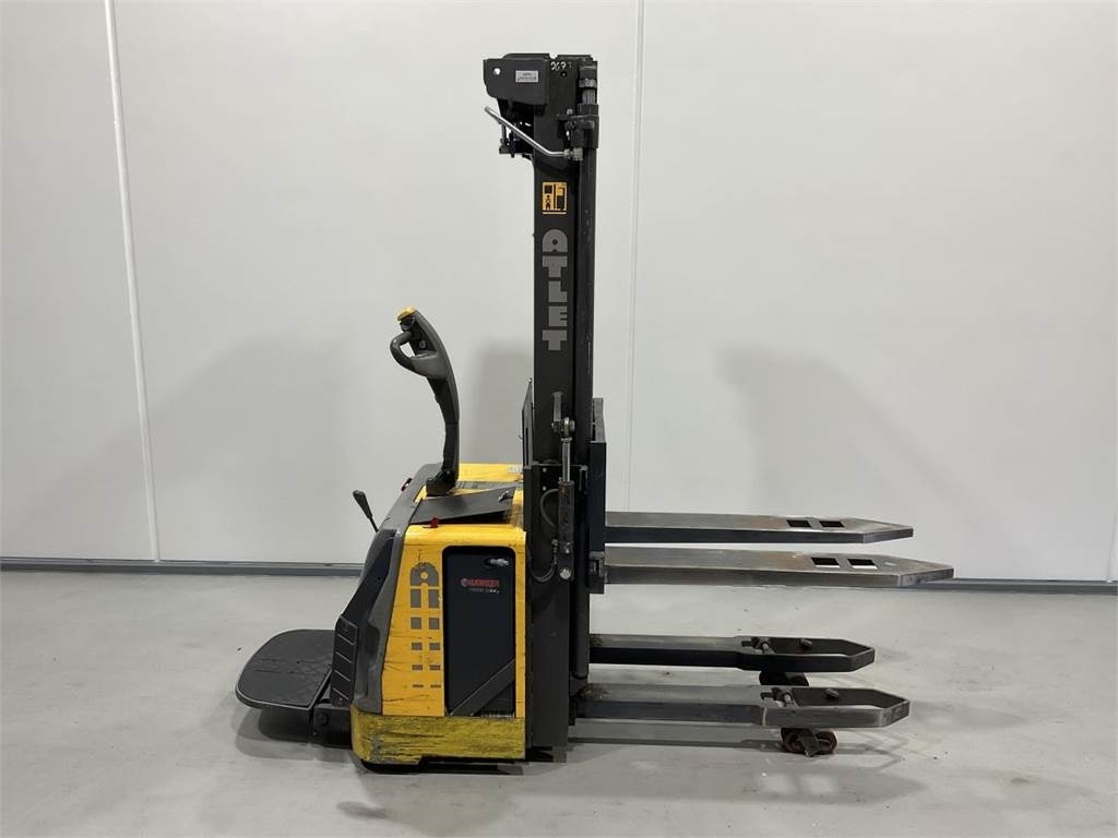 Atlet TST140 SDTFV HP480 - Stapelaar: afbeelding 1 Atlet TST140 SDTFV HP480 - Stapelaar: afbeelding 1