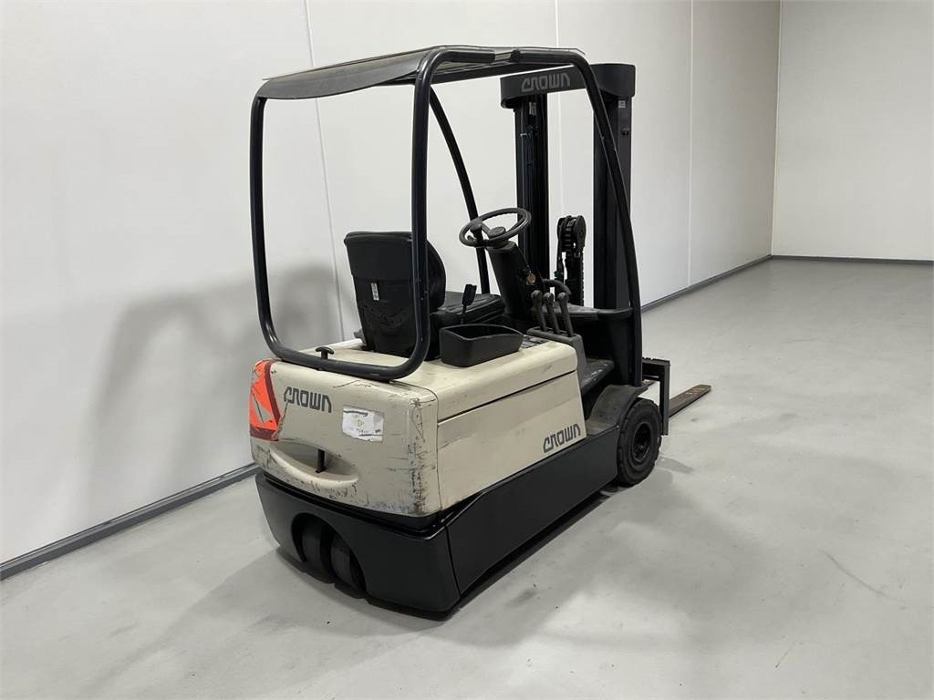 Crown SC3016-1,6 - Elektrische heftruck: afbeelding 2 Crown SC3016-1,6 - Elektrische heftruck: afbeelding 2