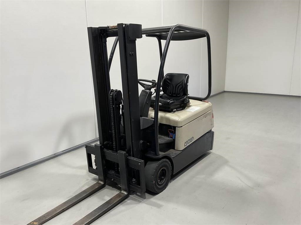 Crown SC3016-1,6 - Elektrische heftruck: afbeelding 4 Crown SC3016-1,6 - Elektrische heftruck: afbeelding 4