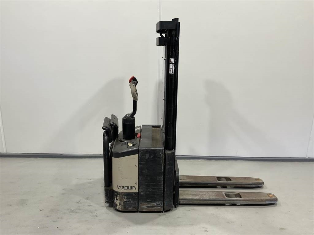Stapelaar Crown WE2300S-1,25 TF: afbeelding 1