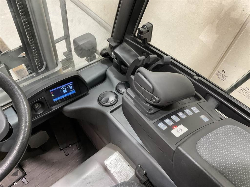 Jungheinrich EFG 215 - Elektrische heftruck: afbeelding 5 Jungheinrich EFG 215 - Elektrische heftruck: afbeelding 5