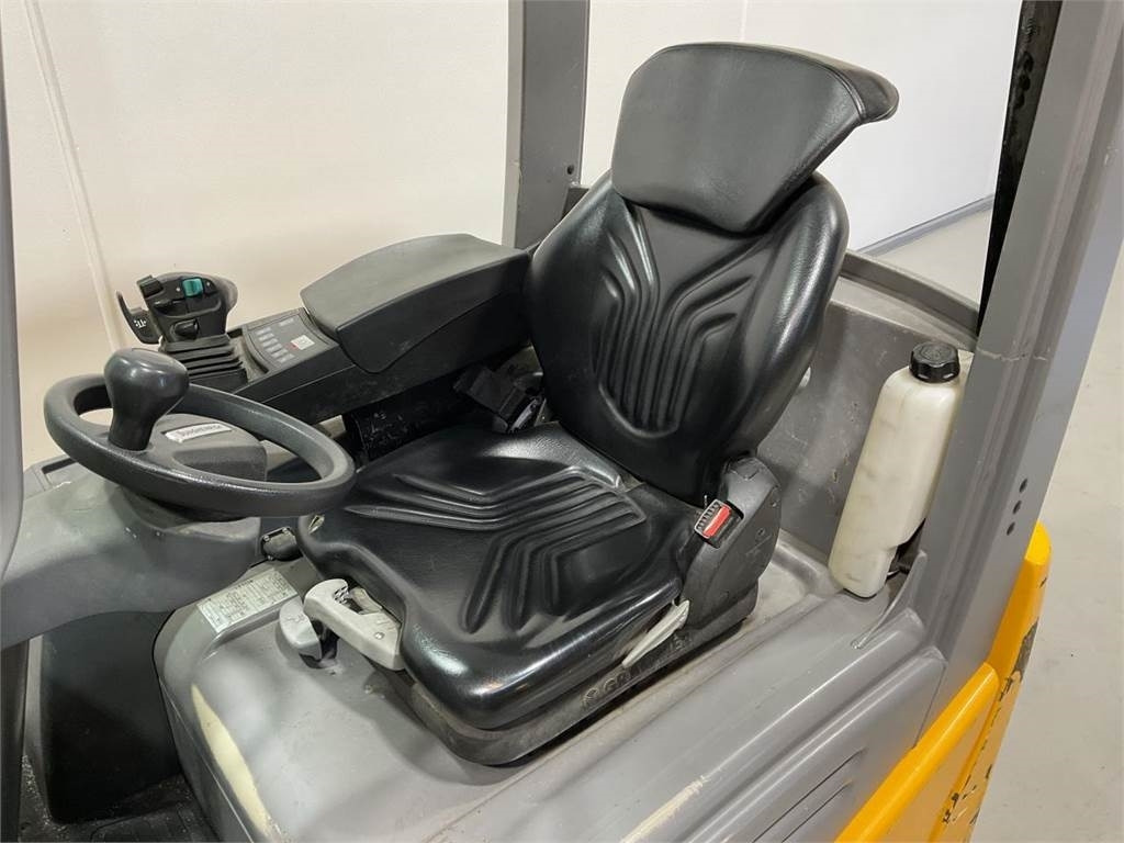 Jungheinrich EFG 216 K - Elektrische heftruck: afbeelding 5 Jungheinrich EFG 216 K - Elektrische heftruck: afbeelding 5