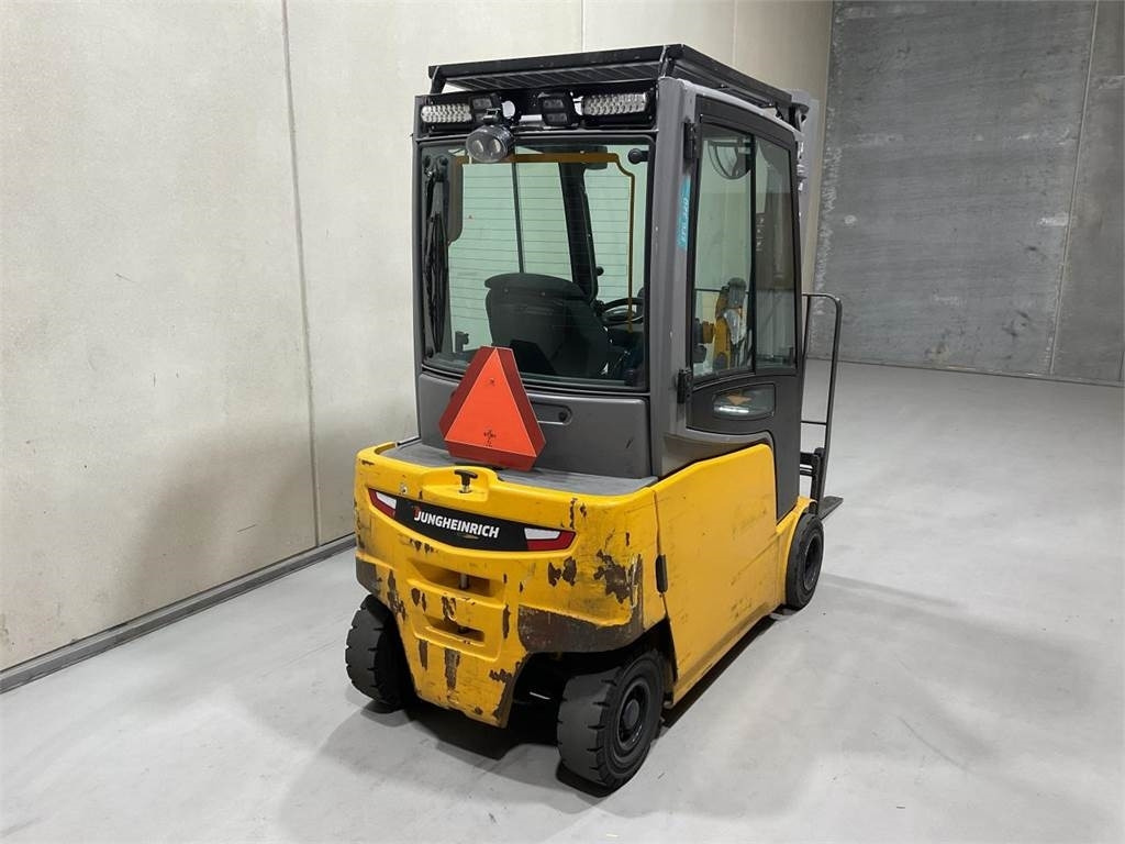 Jungheinrich EFG 320 - Elektrische heftruck: afbeelding 2 Jungheinrich EFG 320 - Elektrische heftruck: afbeelding 2