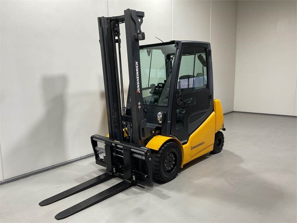 Jungheinrich EFG 535KS - Elektrische heftruck: afbeelding 4 Jungheinrich EFG 535KS - Elektrische heftruck: afbeelding 4