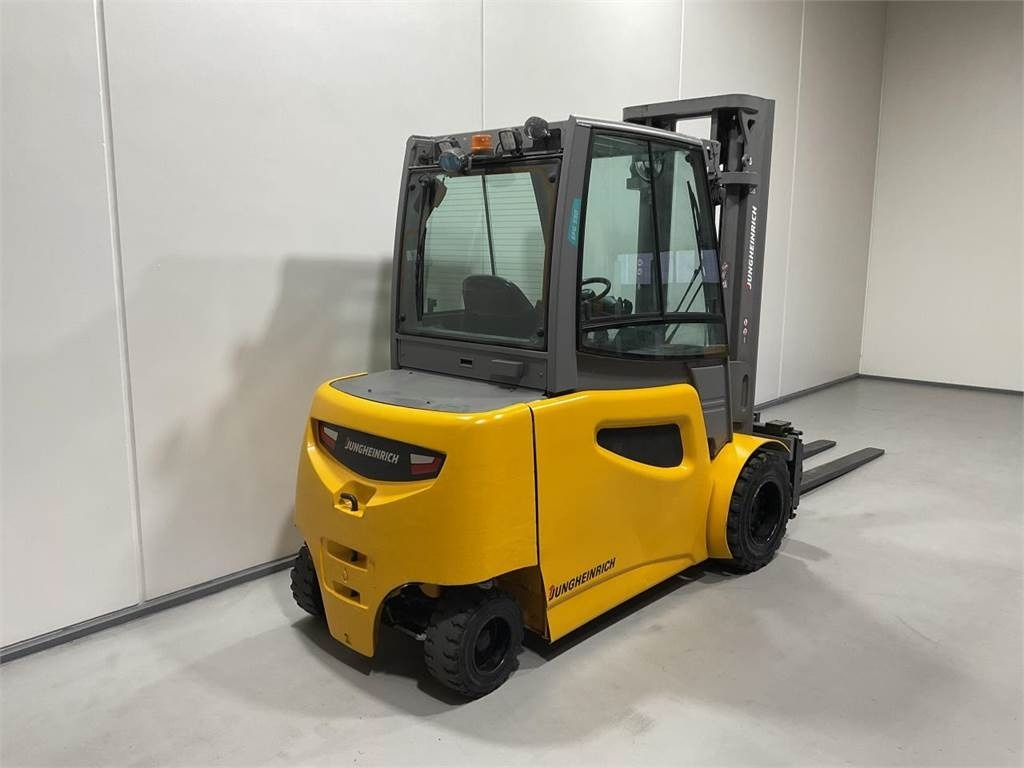 Jungheinrich EFG 550 - Elektrische heftruck: afbeelding 2 Jungheinrich EFG 550 - Elektrische heftruck: afbeelding 2