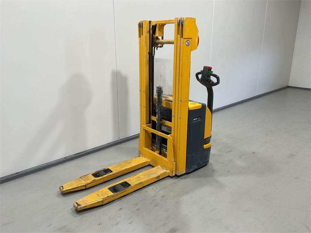 Jungheinrich EJC 16 - Stapelaar: afbeelding 4 Jungheinrich EJC 16 - Stapelaar: afbeelding 4