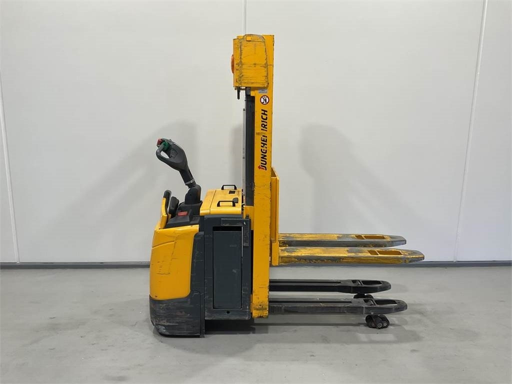Jungheinrich ERC 220Z - Stapelaar: afbeelding 1 Jungheinrich ERC 220Z - Stapelaar: afbeelding 1