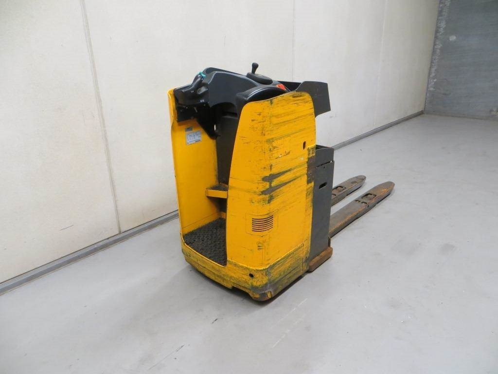 Jungheinrich ESE 120 - Palletwagen: afbeelding 3 Jungheinrich ESE 120 - Palletwagen: afbeelding 3