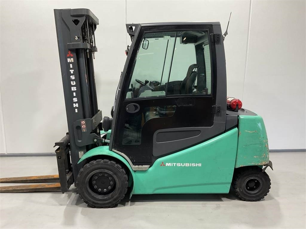Mitsubishi FB50-2 - Elektrische heftruck: afbeelding 3 Mitsubishi FB50-2 - Elektrische heftruck: afbeelding 3