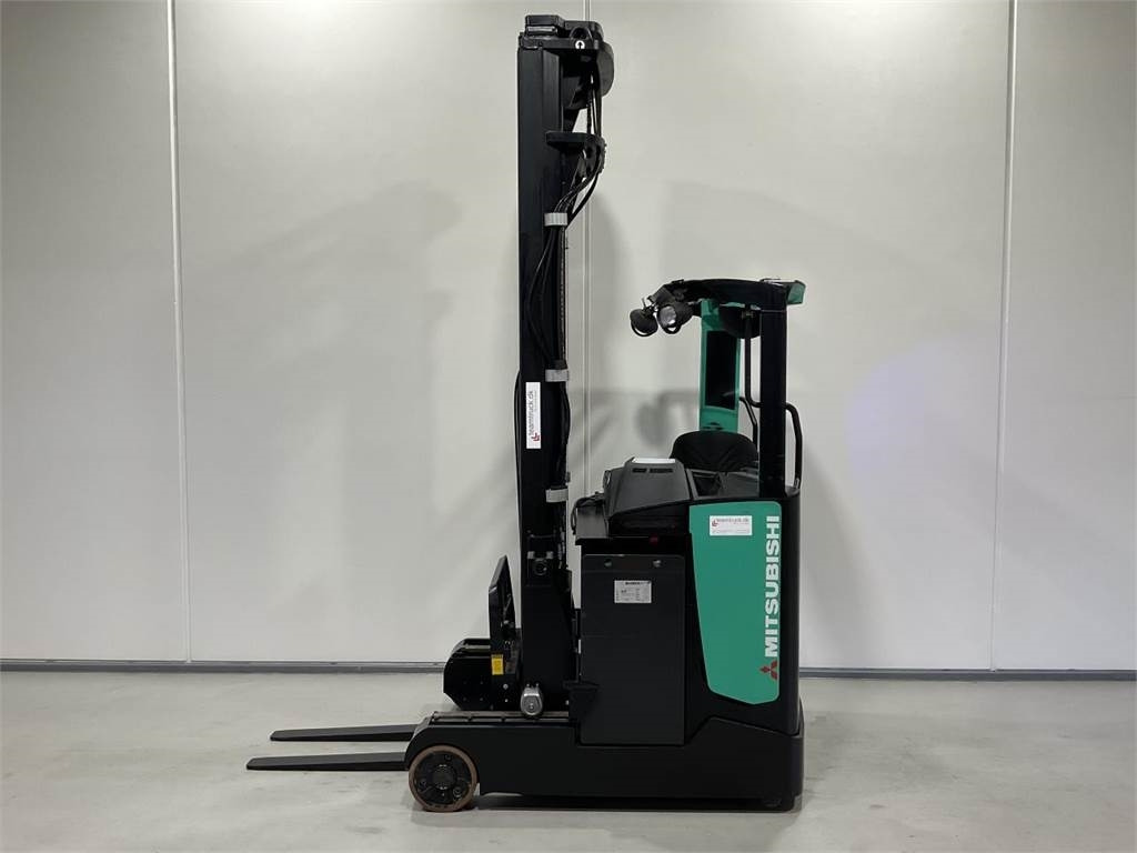 Mitsubishi RB16NH - Reach truck: afbeelding 3 Mitsubishi RB16NH - Reach truck: afbeelding 3
