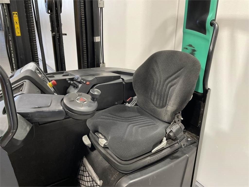 Mitsubishi RB16NH - Reach truck: afbeelding 5 Mitsubishi RB16NH - Reach truck: afbeelding 5