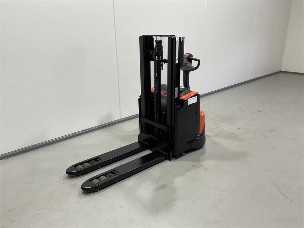 Toyota SWE200D - Stapelaar: afbeelding 4 Toyota SWE200D - Stapelaar: afbeelding 4